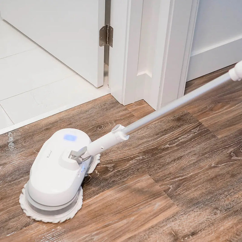 {QUEIMA DE ESTOQUE} Mop Elétrico + BRINDES: Módulos de Limpeza e Tanque Suporte